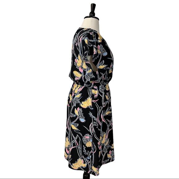 Halogen Women's Dress Elastic Waist V Neck Wrap Black Yellow Floral Size XL - Picture 3 of 10
